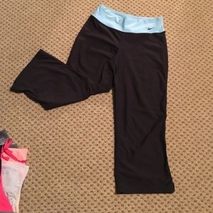 Capri length yoga pants