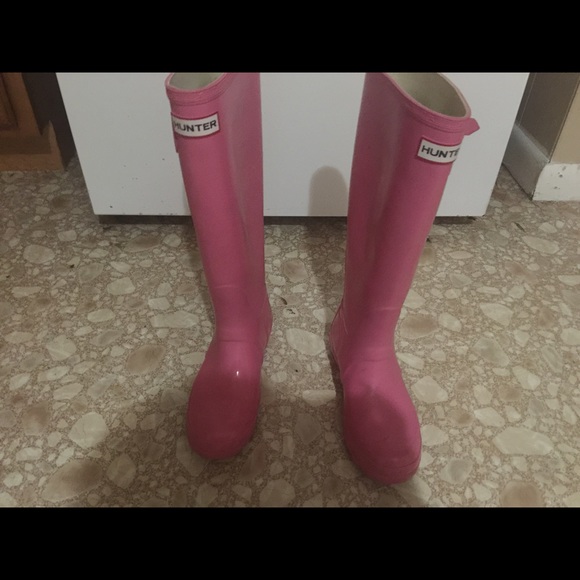 Hunters pink rain boots