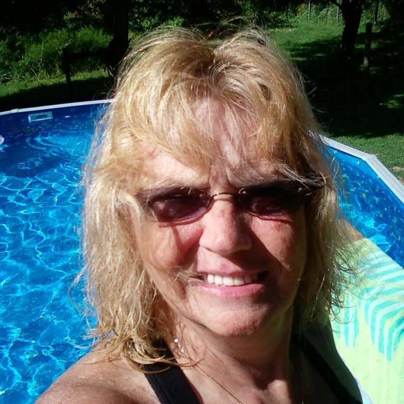 Meet your Posher, Brenda - Picture 1 of 1