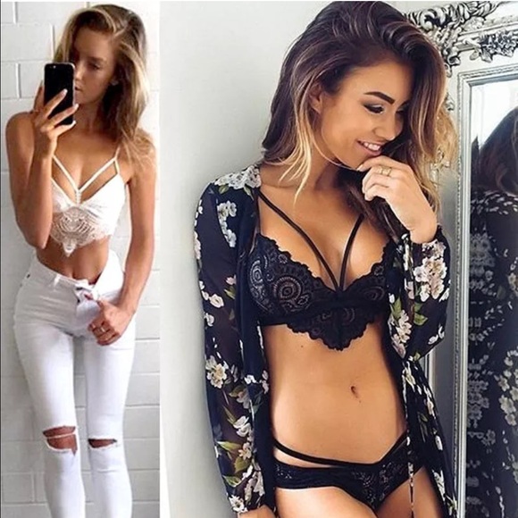 🌸SALE Very Sexy Floral Lace Bralette +Panty Set - Picture 3 of 3