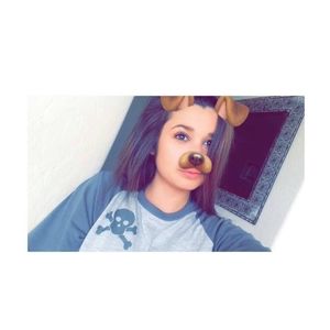 Meet your Posher, Breanna