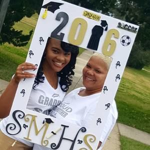 Meet your Posher, Debra