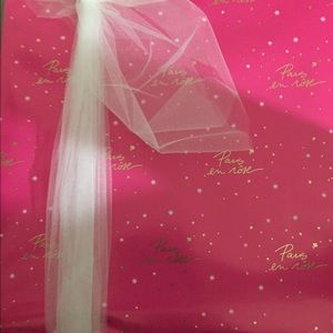 Meet your Posher, Keerthi