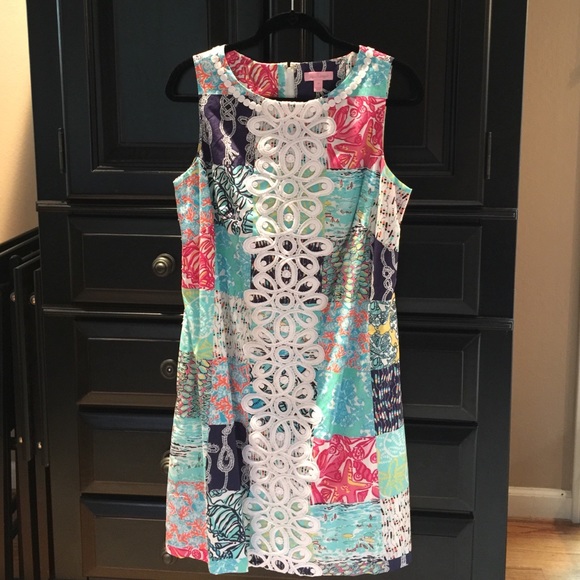 Lilly Pulitzer Dresses & Skirts - Never worn Lilly Pulitzer shift dress, size 10