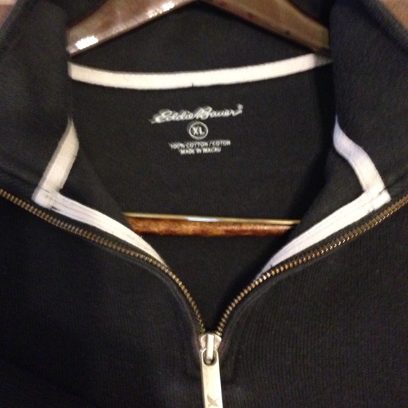 Eddie Bauer pullover - Picture 2 of 2