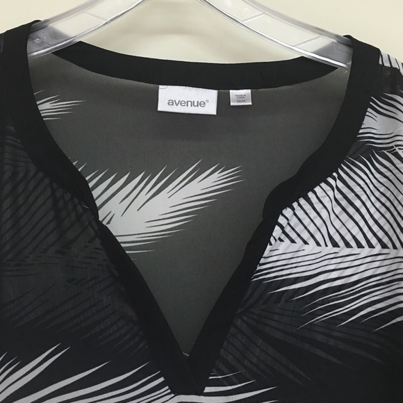 THE AVENUE TOP / BLOUSE - Picture 2 of 4