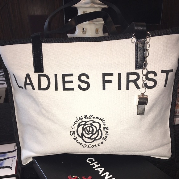Handbags - GREAT CAMILLA 🏝BEACH TOTE