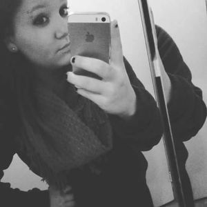 Meet your Posher, Alayna