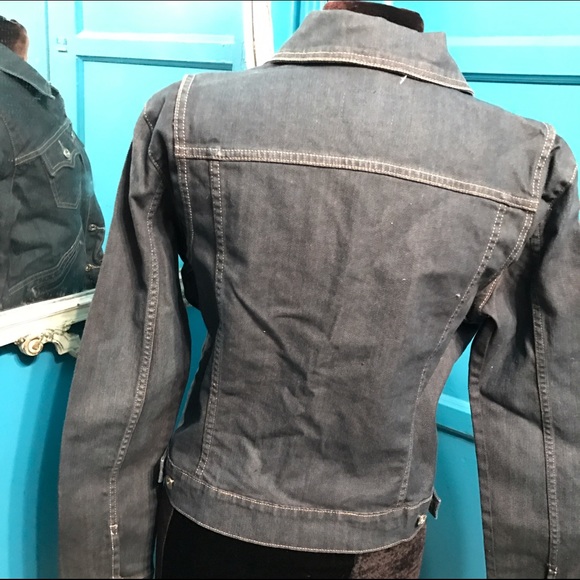 (NWT) LEVI's Classic dark denim Jean jacket rocks - Picture 3 of 4