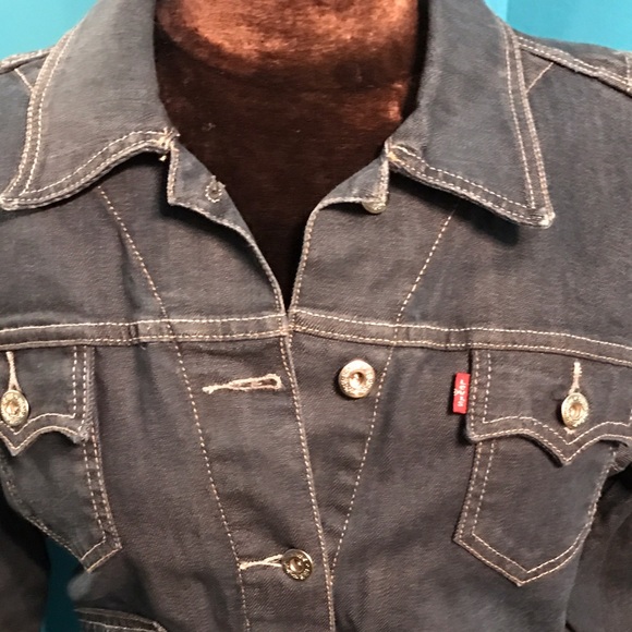 (NWT) LEVI's Classic dark denim Jean jacket rocks - Picture 4 of 4