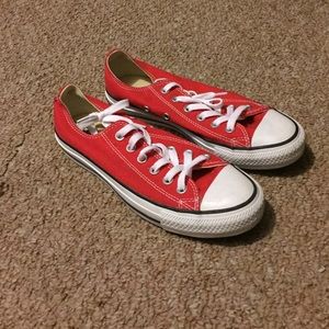 Red Low Top Size 7 (Women's)