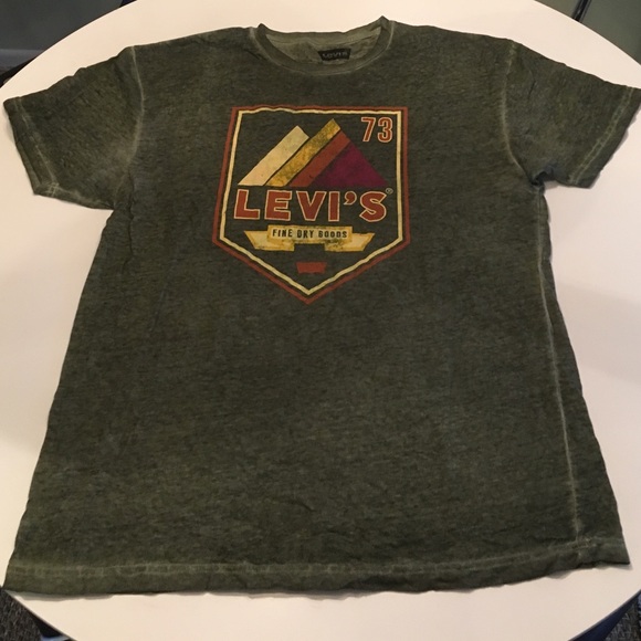 levi's brand shirts