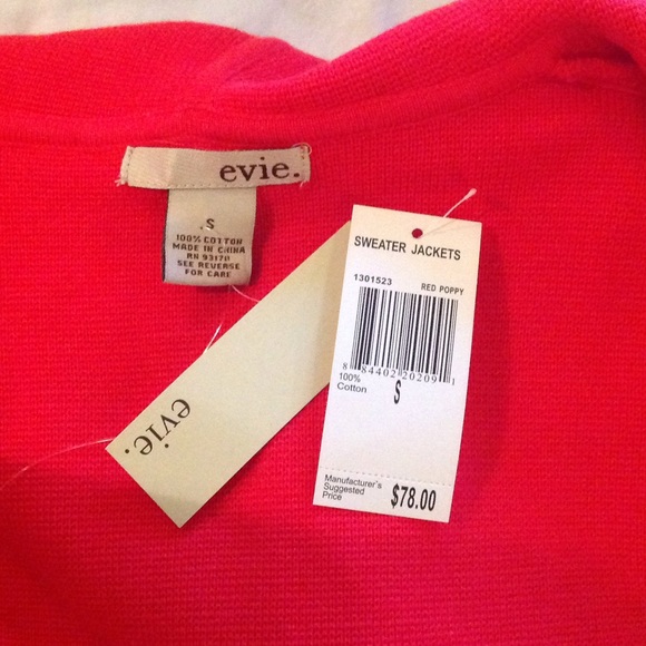 CUTE Short Sleeve EVIE Sweater Jacket - Picture 2 of 3