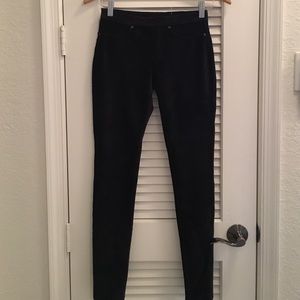 Hue black corduroy leggings