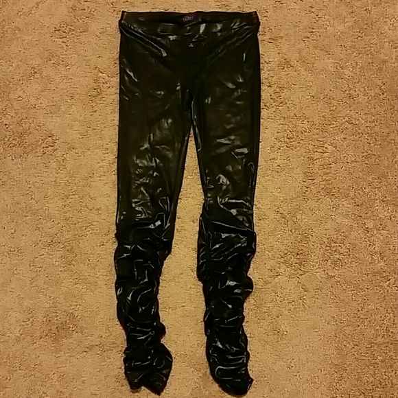 Shiny liquid leggings