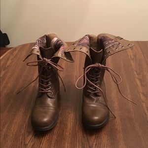 Madden Girl brown boots with red zipper