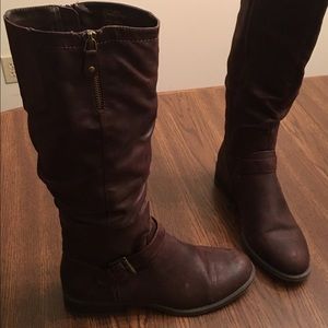 Brown boots