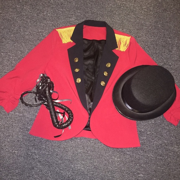 Ring leader costume