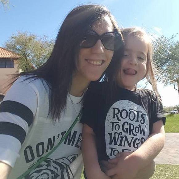 Meet your Posher, Nicole