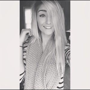 Meet your Posher, Amber