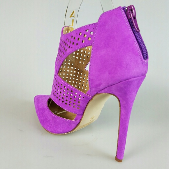 Sway Heels - Picture 2 of 4