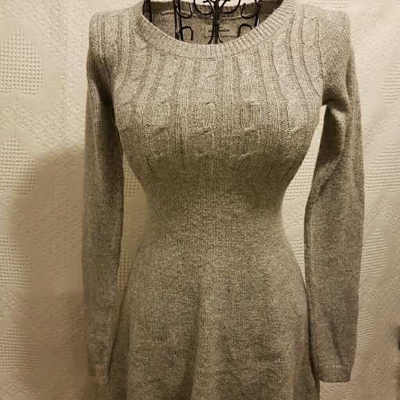 SOLD.. SOLD... SOLD....NWOT..Really Cute Tunic