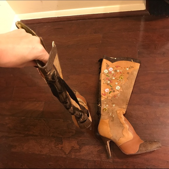 Authentic Vero Cuoio sz 6 Boots - Picture 2 of 2