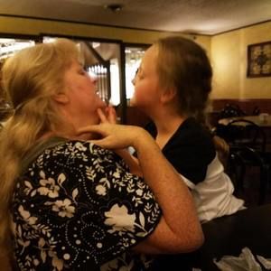 Meet your Posher, Pauline