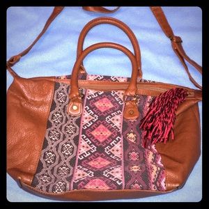 T-shirt & Jeans boho bag.