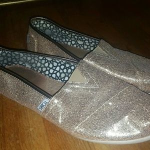 TOMS rose gold glitter