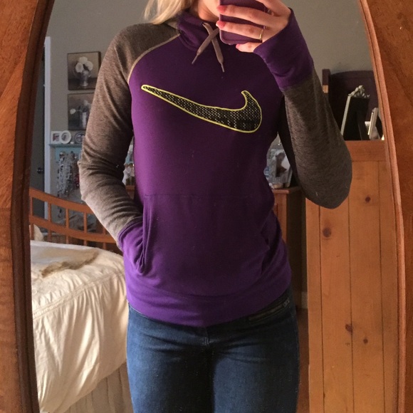 Nike Therma-Fit Hoodie