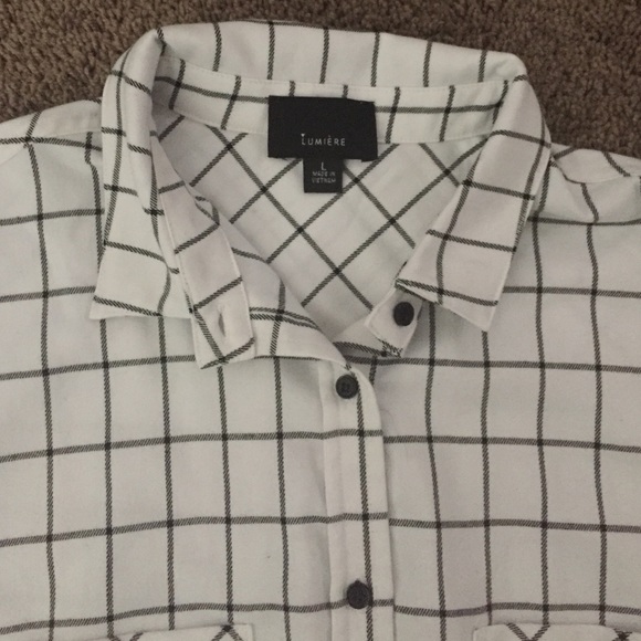 Button up top - Picture 2 of 3