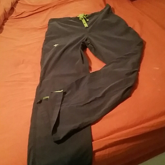 Med Couture Scrub Bottoms Navy with Lime Drawstr.