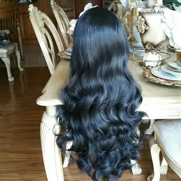 Bodywave Beauty Lacefront Wig 22-26 inches!!
