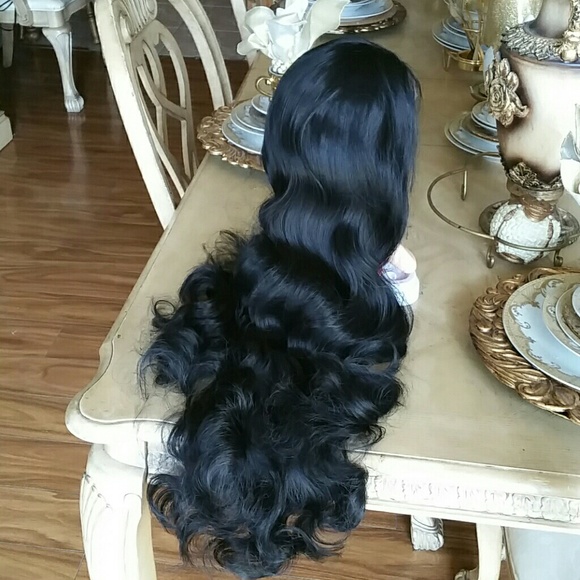 Bodywave Beauty Lacefront Wig 22-26 inches!! main image 4