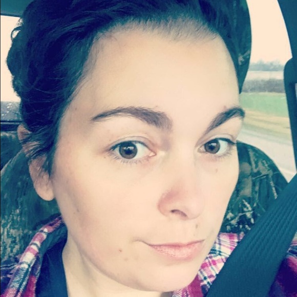 Meet your Posher, Chelsey - Picture 5 of 6