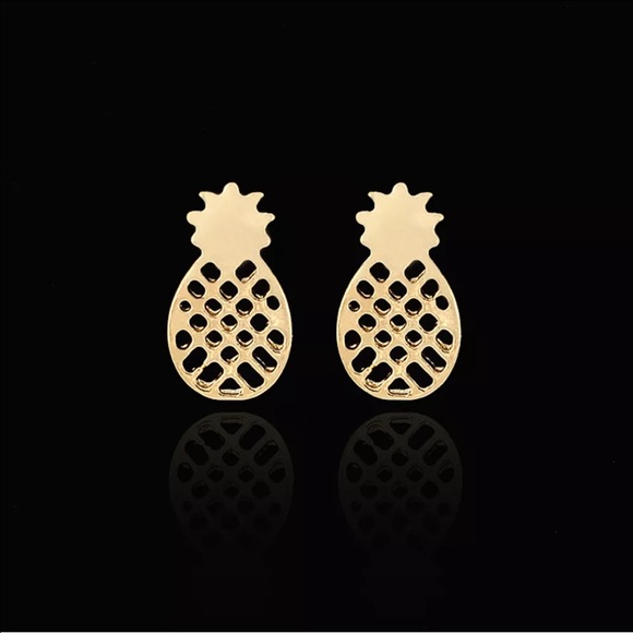 🌱PINEAPPLE EARRINGS🌱 - Picture 2 of 3