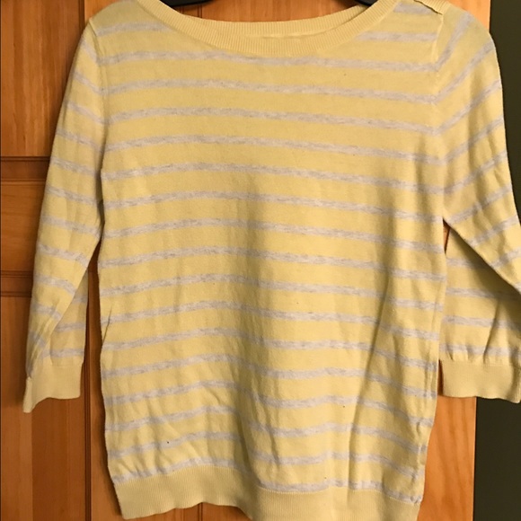 Old Navy sweater