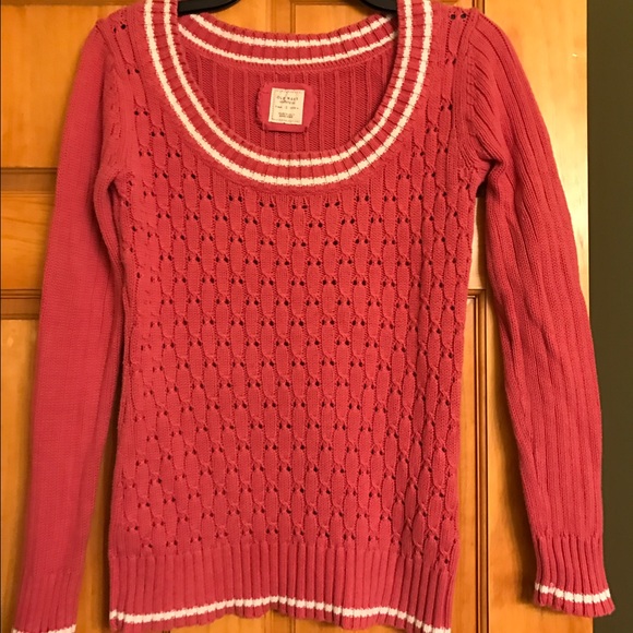 Old Navy scoop neck sweater