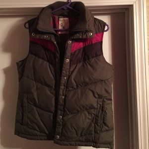 Old Navy Girls Medium Winter Vest