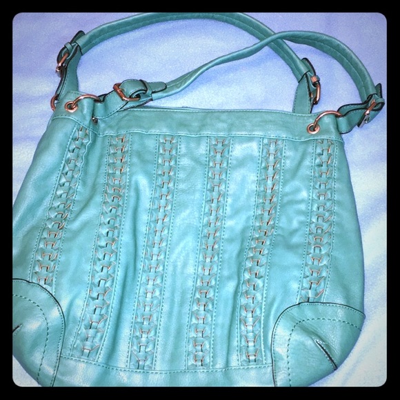 Mossimo genuine leather shoulder bag.