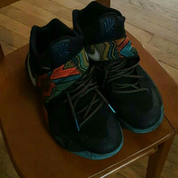 Kyrie 2 BHM