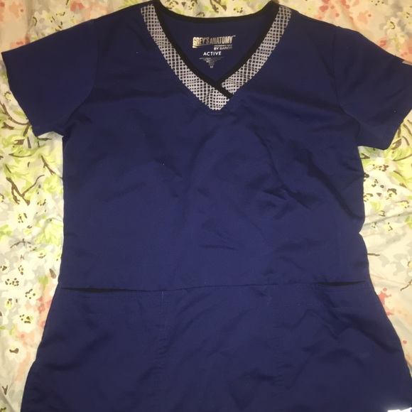 Scrub top - Picture 1 of 1