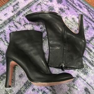 High heel BCBG Max Azria short boots