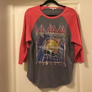 Def Leopard tour tee shirt