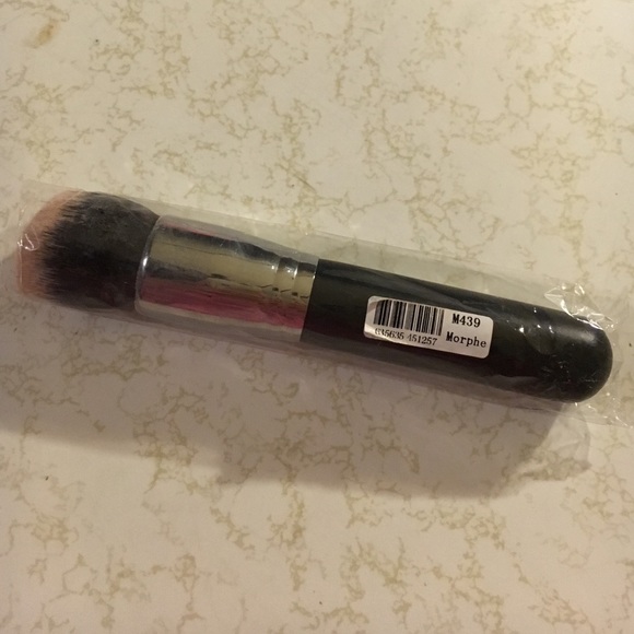 BRAND NEW! Morphe m439 Makeup Brush!