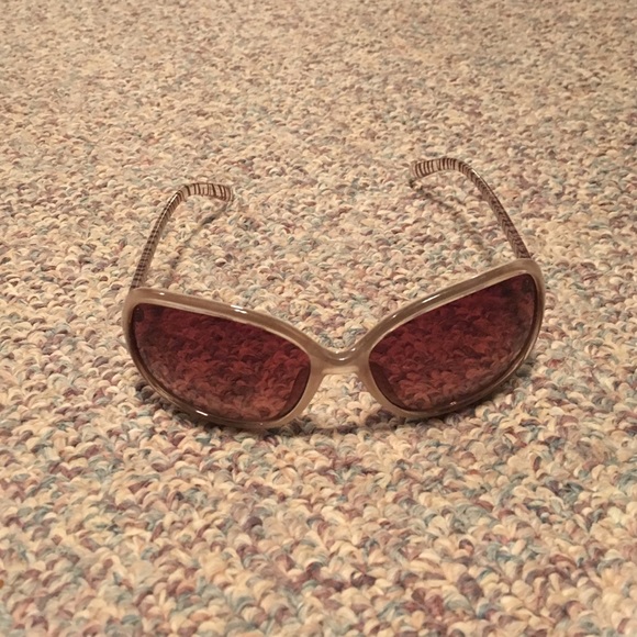 Big brown sunglasses