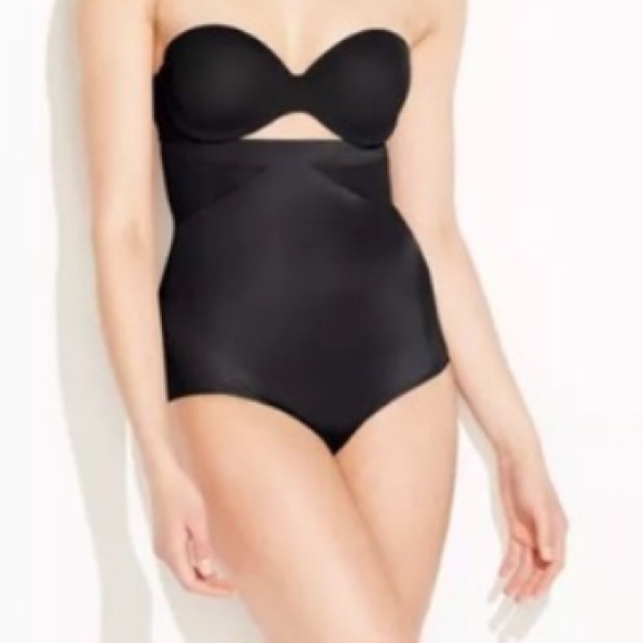 SPANX Other - Spanx star power high waisted brief slimming nwt