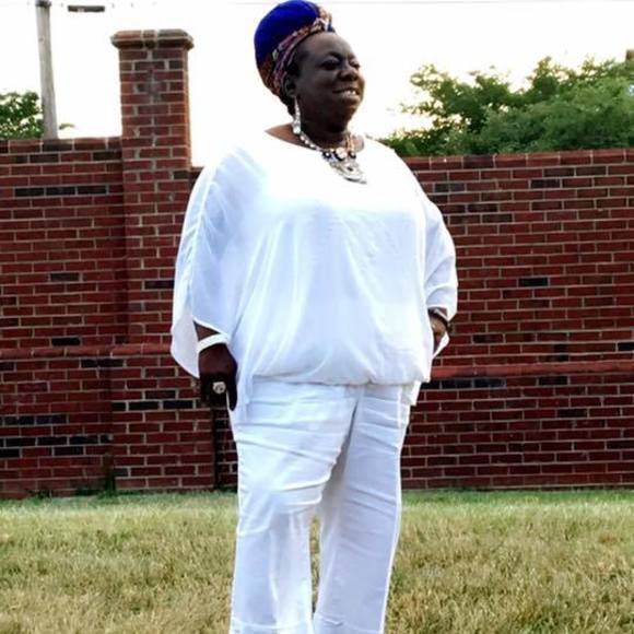 Meet your Posher, Llinda blessed - Picture 1 of 1