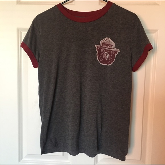 Smokey The Bear🐻 T-Shirt